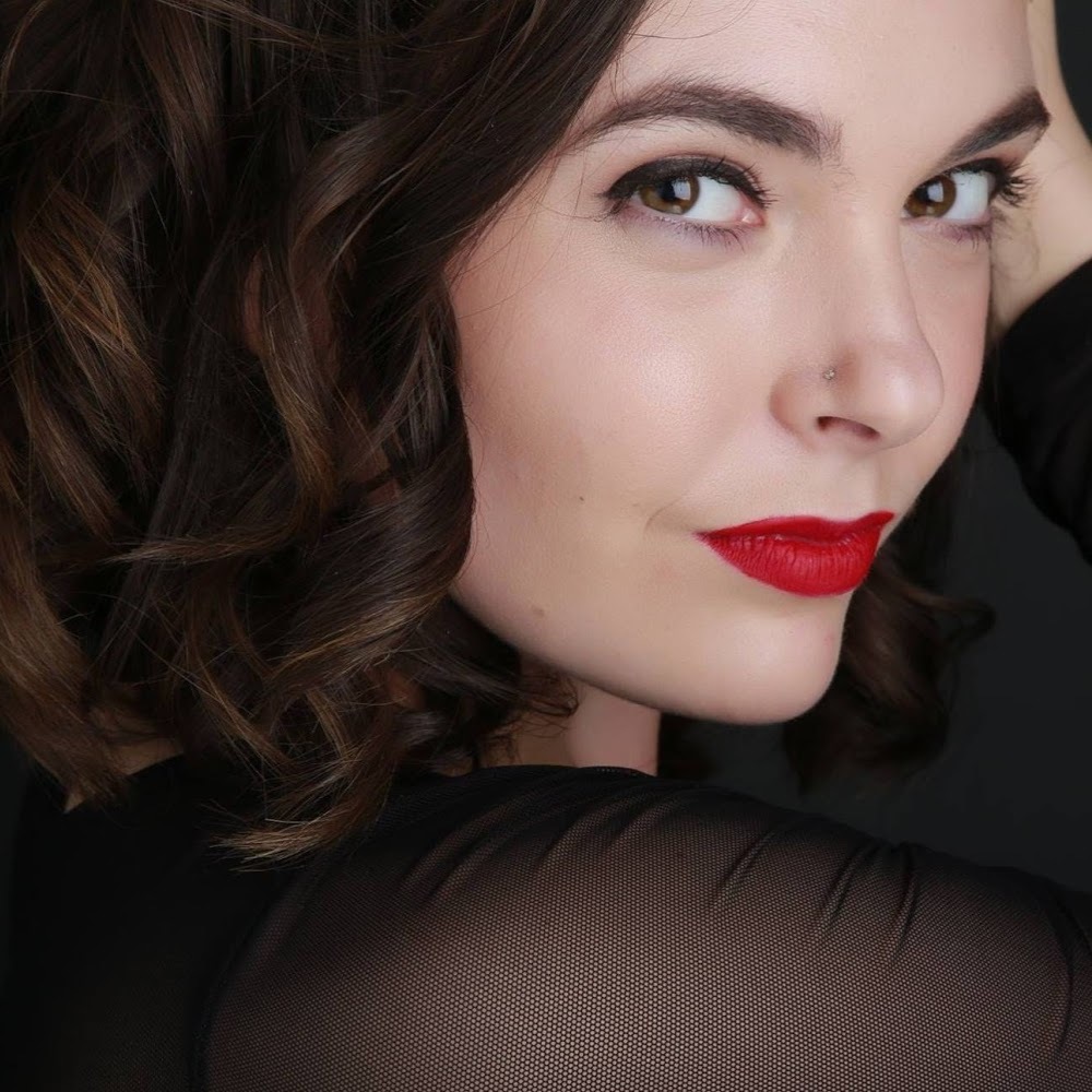 Meet your Posher, Jillian